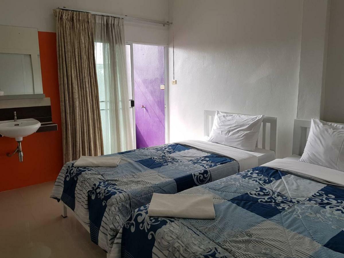 Auberge de jeunesse Buorana à Chonburi Extérieur photo